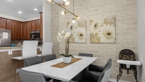 Unclassified image, 4 of 42, button - 3 Bedrooms / 2 Bathrooms / Oakwater Resort (7528 PW) (Kissimmee)