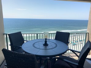 Outdoor dining - A Wave From It All-Gorgeous oceanfront 2 bedroom, 2 bath Penthouse, 3 fireplaces (Myrtle Beach)