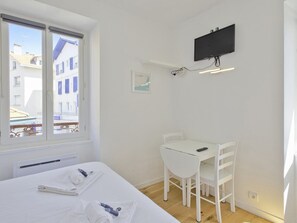 Ferros/tábuas de passar roupa, roupa de cama