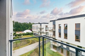 Property grounds - Miasto Marina C Wrocław | Bright Apartment with Parking (Wrocław)