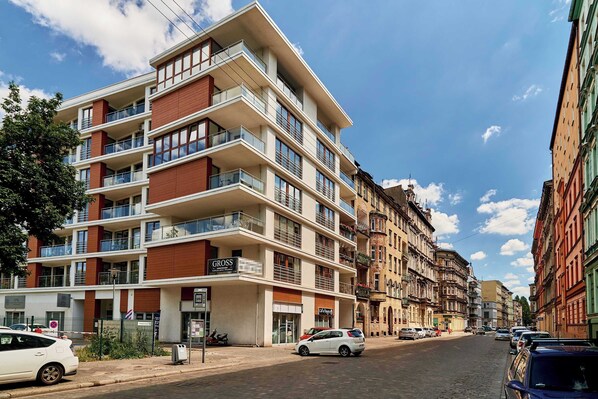 Exterior - Miasto Marina C Wrocław | Bright Apartment with Parking (Wroclaw)