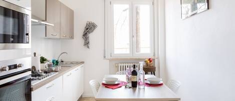 Fridge, microwave, oven, dishwasher