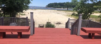 Beachfront Summer Rental- Sea Cliff