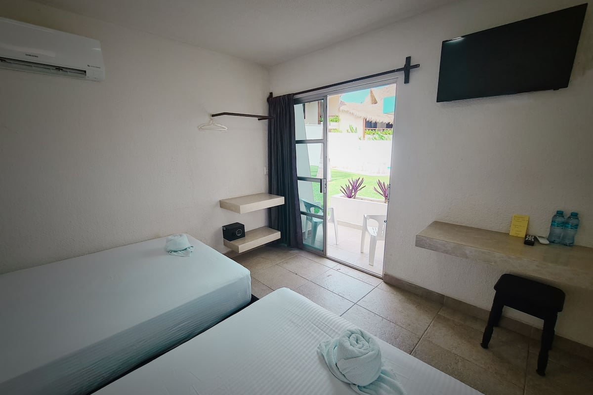 Quadruple Room, Garden View