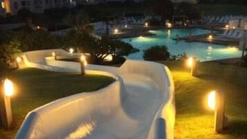 Indoor pool, outdoor pool