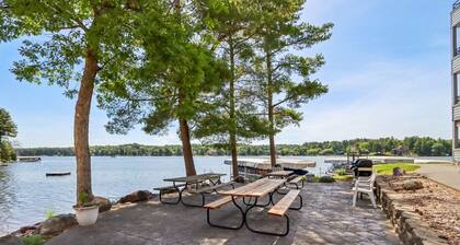 The Dockview on Lake Delton - Lakefront, PIckleball, Pools