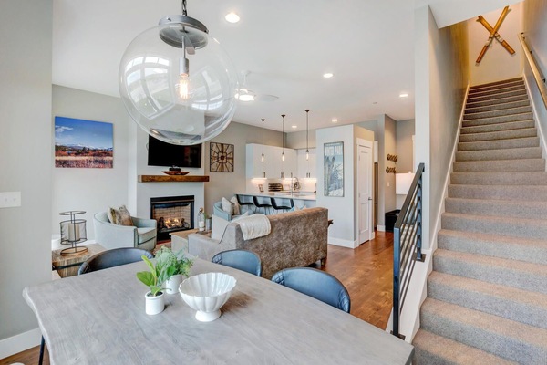 Smart TV, fireplace, video games, Hulu