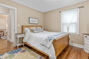 3 bedrooms, iron/ironing board, travel crib, WiFi