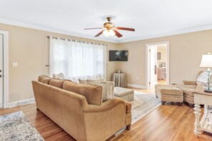 تلفزيون ذكي، كُتُب