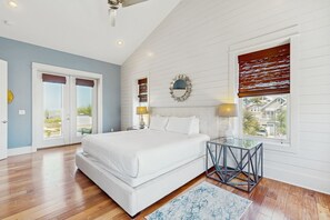 4 bedrooms, iron/ironing board, WiFi, bed sheets