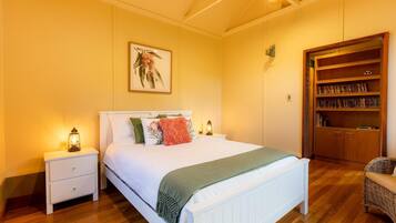 1 bedroom, iron/ironing board, bed sheets