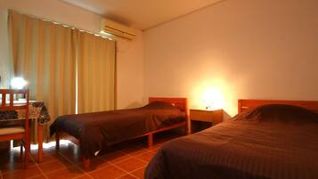 Standard Twin Room, Non Smoking | Desk, free WiFi, bed sheets