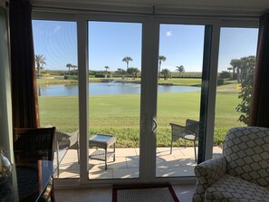Interior - OV 317 Golf/Pond View Condo - Paradise Vacation Rental in Ocean Village (FORT PIERCE)