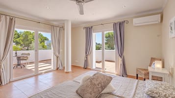 4 camere, ferro/asse da stiro, Wi-Fi gratuito, lenzuola