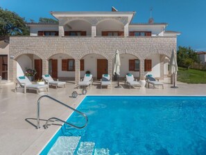 A heated pool - Villa Marina I by Interhome (Poreč)