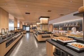 Breakfast and dinner served - Kamenoi Hotel Aso (Aso)