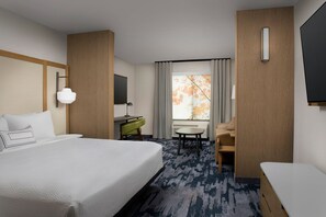 Suite, 1 King Bed with Sofa bed (Hearing Accessible) | Individually furnished, desk, laptop workspace, iron/ironing board - Fairfield Inn & Suites by Marriott Aberdeen (Aberdeen)