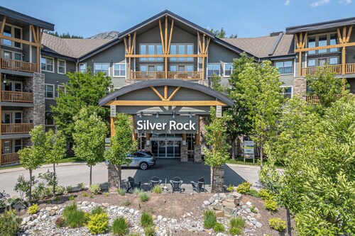 Condo Hotel / Hot Tub & Steam Room / Patio