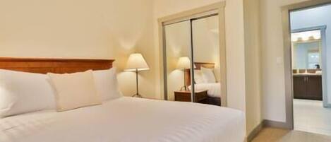 2 camere, ferro/asse da stiro, Wi-Fi gratuito, lenzuola