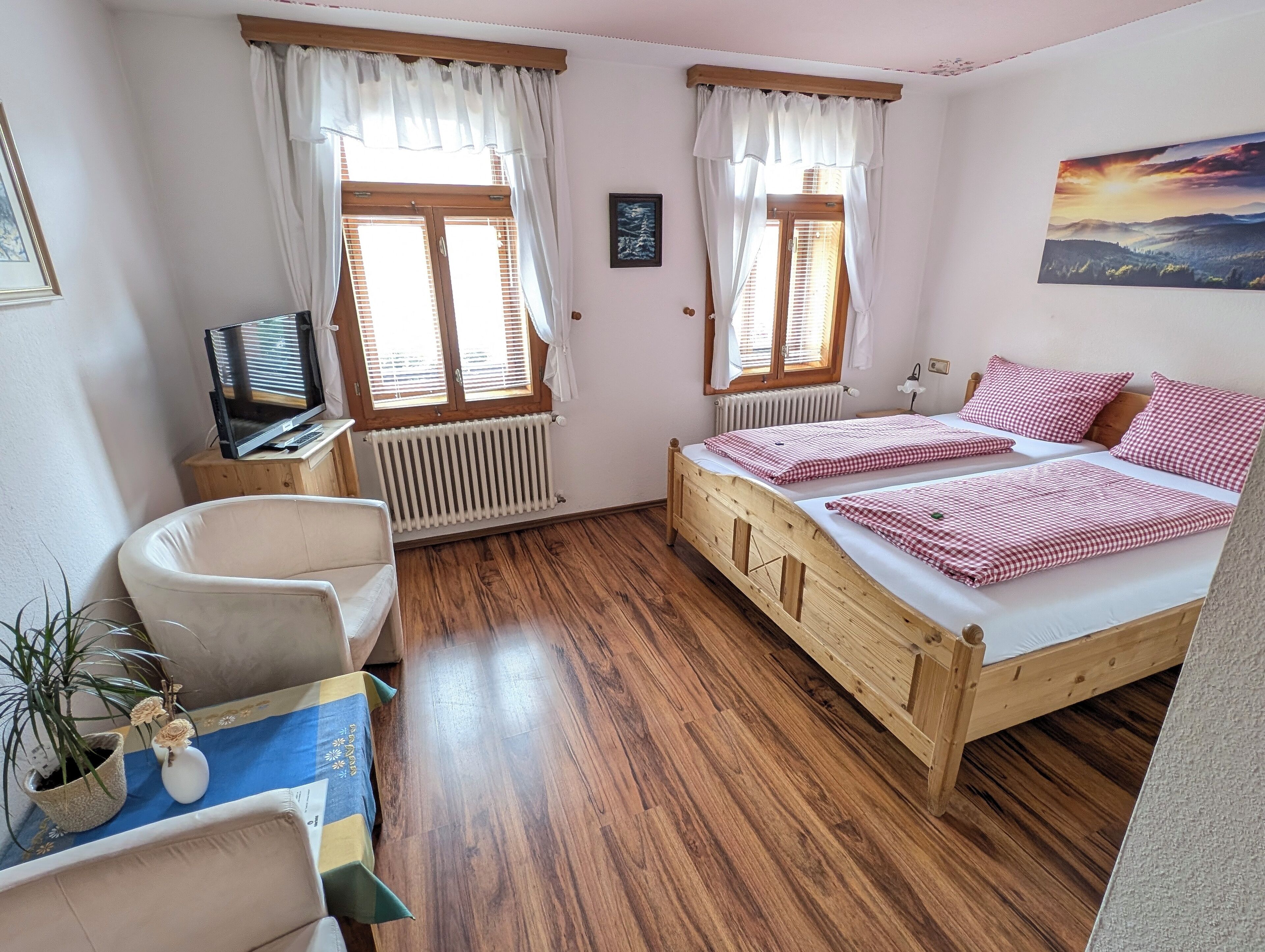Doppelzimmer, Bergblick (Nr. 2) | Individuell dekoriert, kostenlose Babybetten, kostenloses WLAN