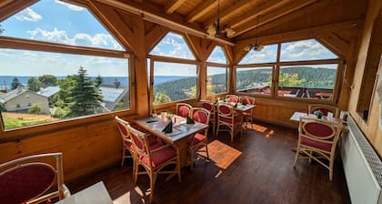 Berggasthaus und Pension Schöne Aussicht