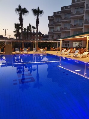 Seasonal outdoor pool - Side Ozgurhan Hotel (Manavgat)