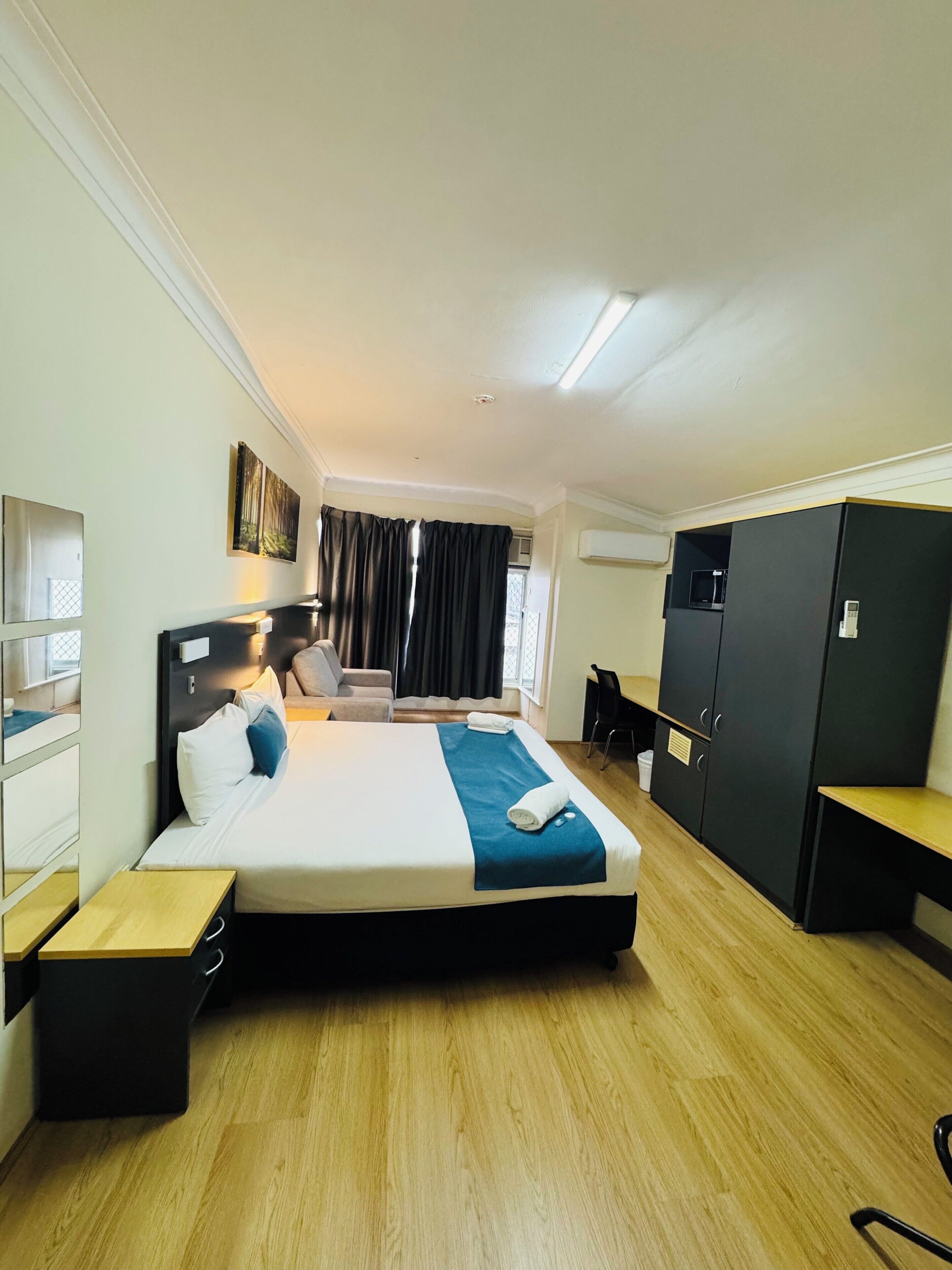 Deluxe Double or Twin Room | Premium bedding, individually furnished, desk, laptop workspace