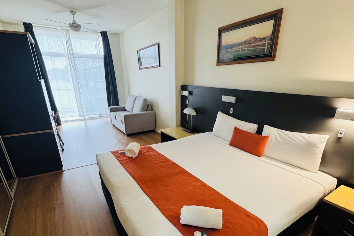 Chambre Standard, 1 chambre | Literie de qualité supérieure, ameublement personnalisé, bureau