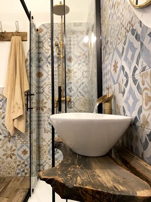 Elite Double Room (Battonia) | Bathroom sink - Canduleri (Orgosolo)
