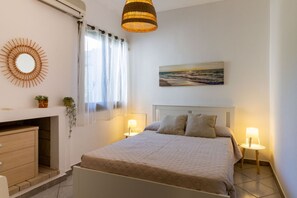 3 bedrooms, iron/ironing board, WiFi - Villa marta, just 100 m from Cala Caterina (villasimius)