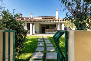 Exterior - Villa marta, just 100 m from Cala Caterina (villasimius)
