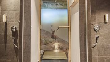 Sauna, steam room