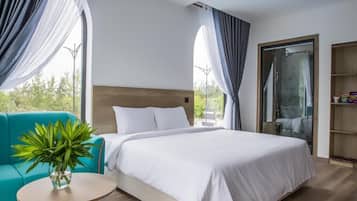 Minibar, Schreibtisch, Verdunkelungsvorhänge, kostenloses WLAN