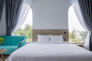 Minibar, Schreibtisch, Verdunkelungsvorhänge, kostenloses WLAN
