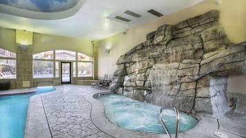 Piscine intérieure, piscine chauffée