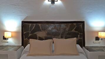 Apartamento, 1 quarto | 1 quarto, frigobar, Wi-Fi de cortesia, roupa de cama