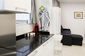 Suite studio supérieure | Cuisine privée | Réfrigérateur dans les aires communes