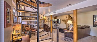 Cozy CO Rocky Mountain Retreat Near Pikes Peak!