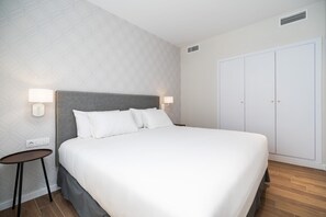 1 chambre, coffres-forts dans les chambres, Wi-Fi, draps fournis