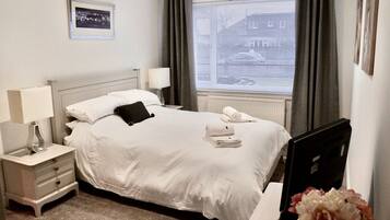 Family House, 3 Bedrooms | 3 bedrooms, free WiFi, bed sheets