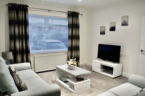 家庭独立别墅, 3 间卧室 | 起居区 | 电视