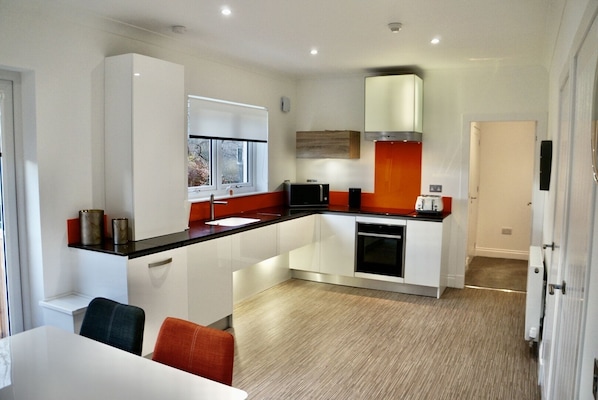 Familienhaus, 3 Schlafzimmer | Eigene Küche