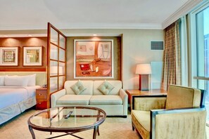 Een televisie en een kantoor