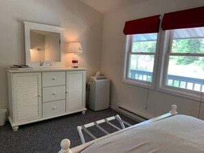 1 Schlafzimmer, Schreibtisch, WLAN, Bettwäsche