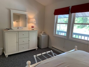 1 Schlafzimmer, Schreibtisch, WLAN, Bettwäsche