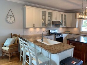 Køleskab, mikrobølgeovn, ovn, opvaskemaskine