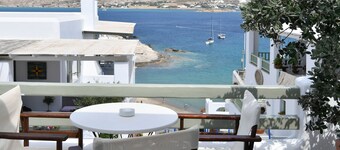 Hara Studios and Apartments