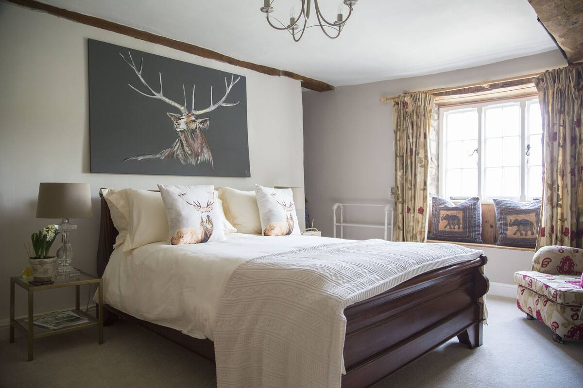 Deluxe Double Room | Egyptian cotton sheets, premium bedding, soundproofing