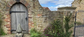 Gardenside Lodge self - catering dog friendly holiday home in County Durham