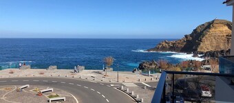 Pérola Views Inn 109 by Madeira Sun Travel